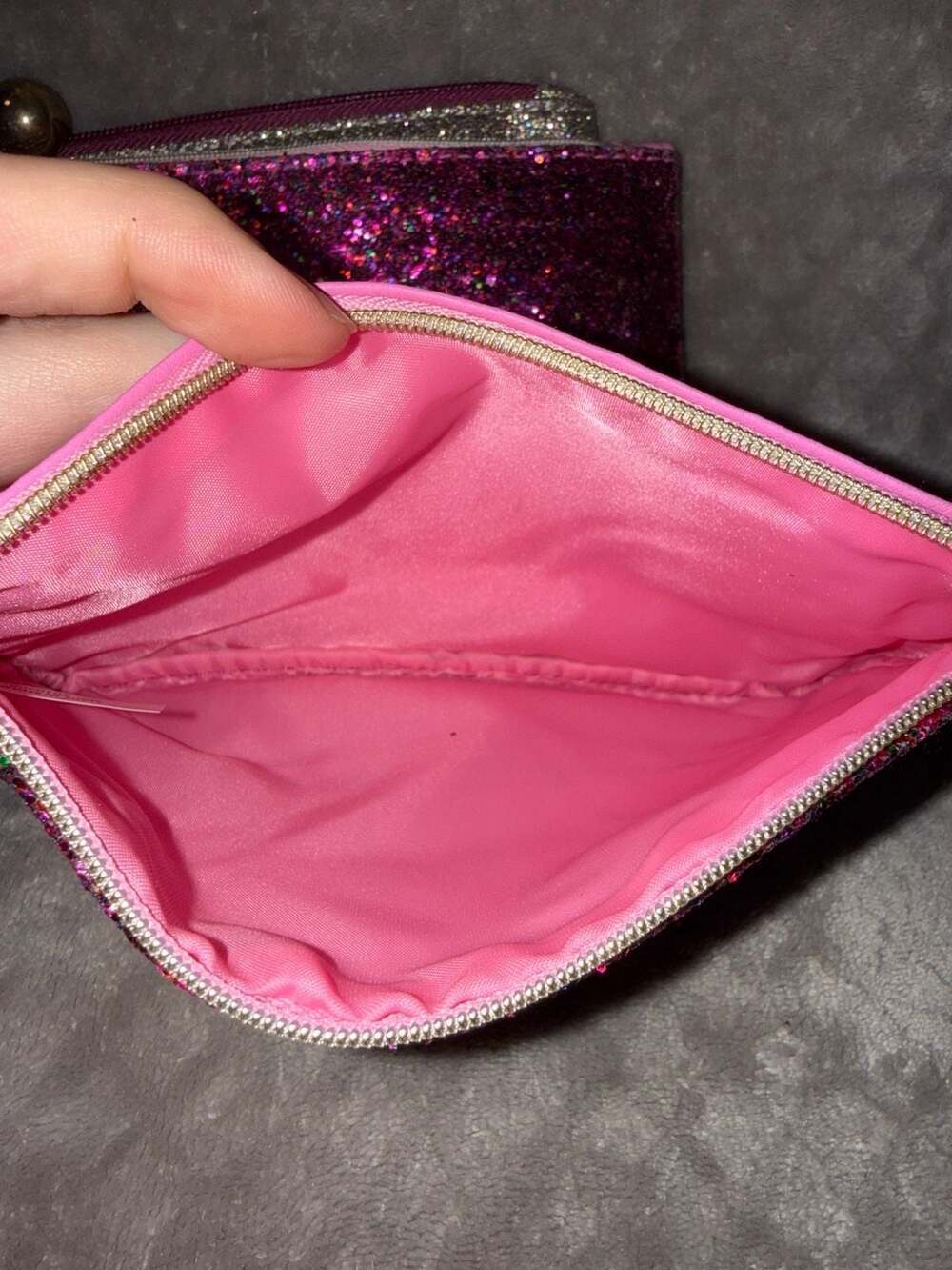 Ipsy December 2023 Glam Bag Glitter & Bath and Body Works Pouch - Picture 11 of 13